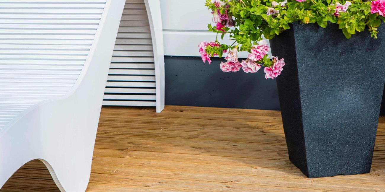Do Nordic Pine Decks Need Maintenance and Sealant